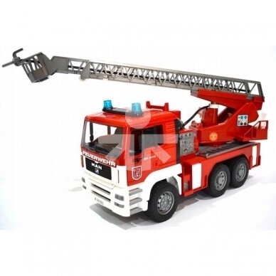 Žaislas Bruder MAN gaisrinė su kopėčiomis, vandens pompa bei švyturėliais 02771