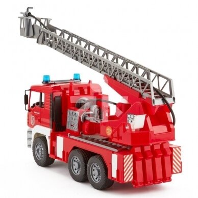Žaislas Bruder MAN gaisrinė su kopėčiomis, vandens pompa bei švyturėliais 02771 1